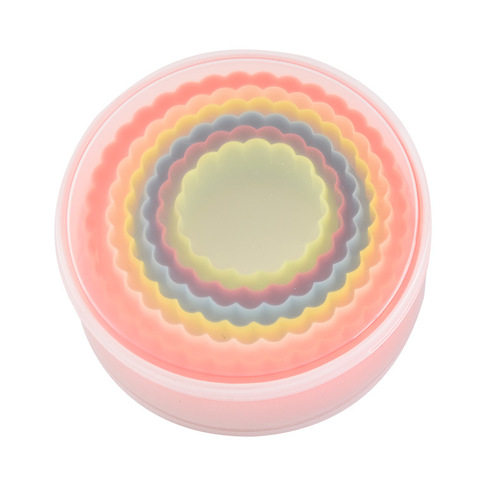 Factory direct sales baking mold round cake mold set plastic biscuit cutting cake cookie impression set 6 pieces
