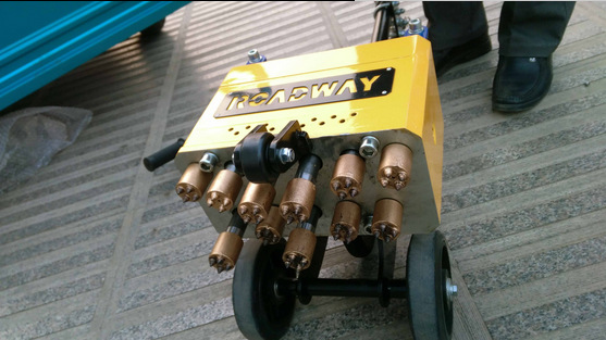 手推式凿毛机7头打毛机11头17头凿毛机混凝土地面桥梁凿毛锤23头