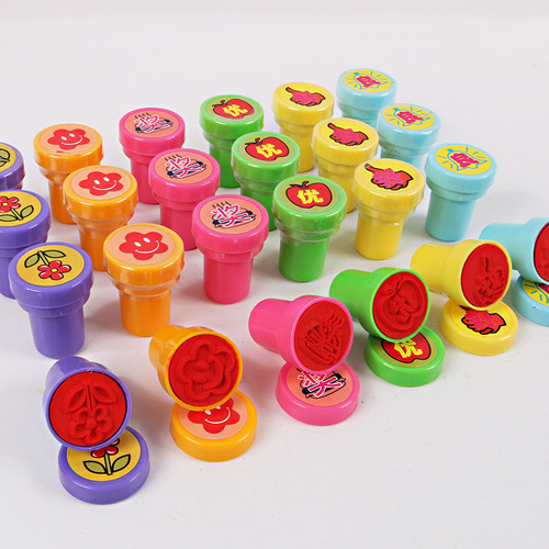 Manufacturers wholesale creative new expression stamps, round pattern rubber stamps, cartoon stamps, student supplies
