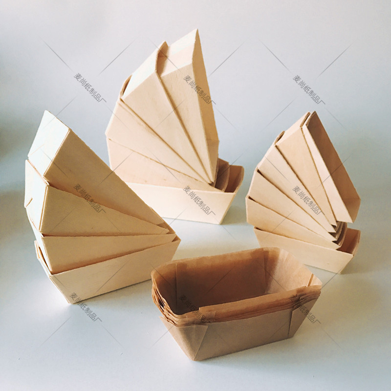 Calidad Alimentaria Resistente a altas temperaturas tamaño pequeño rectangular molde de pastel de madera hornear papel taza pastel molde de madera bandeja de madera