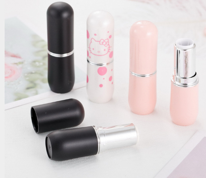 可爱卡通猫圆形口红管 高品质彩妆包材供应