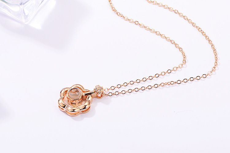 Fashion Letter Heart Shape Flower Alloy Women's Necklace 1 Piece display picture 5