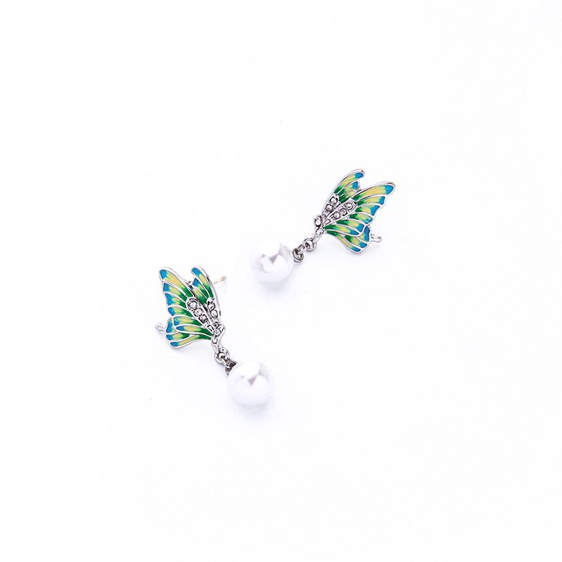 Sterling Silver Earrings Korean Crystal Diamond Butterfly Earrings New Pearl Earrings display picture 4