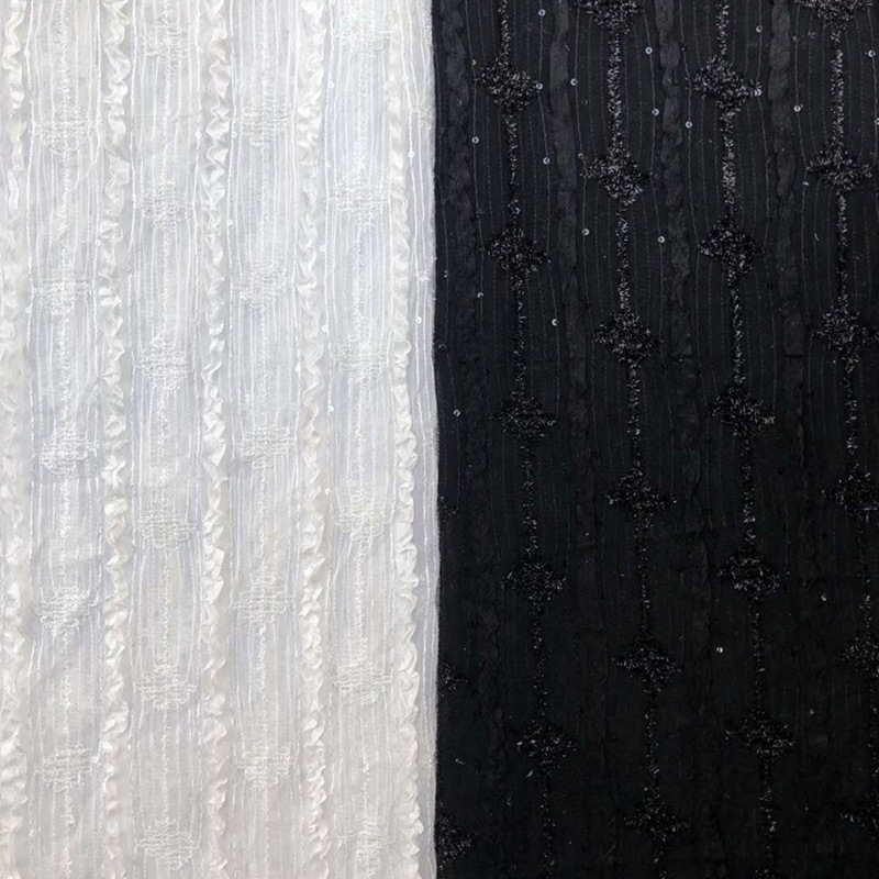 2019定制上新蕾丝网布 加工绣花女装服装搭配轻盈 网布绣花面料