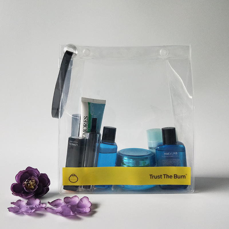 厂价批发新款PVC拉链袋 三角形手挽立体化妆包PVC磨砂袋子可定作