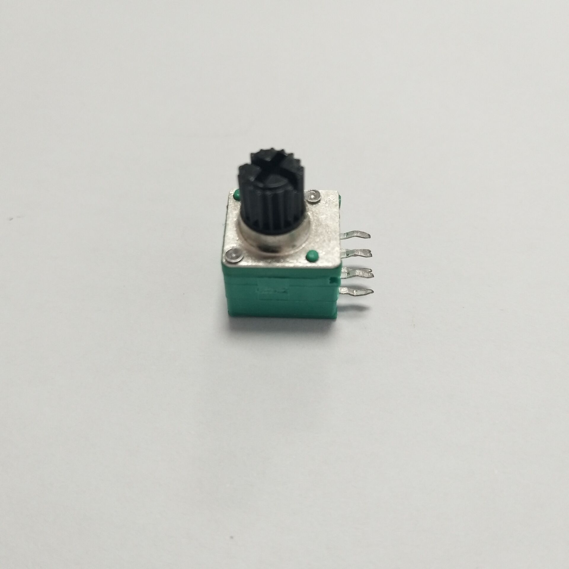 供应影音配件 单双联带开关电位器 B504开关电位器