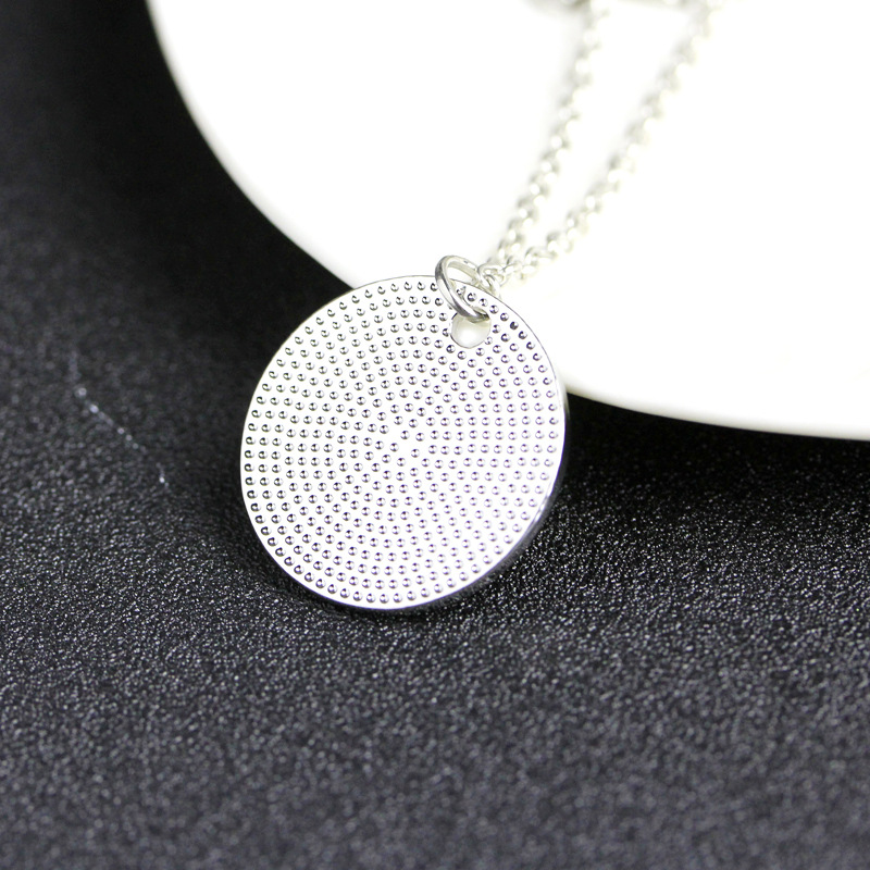 Fashion Geometric Round Tag Necklace English Letters Necklace display picture 7