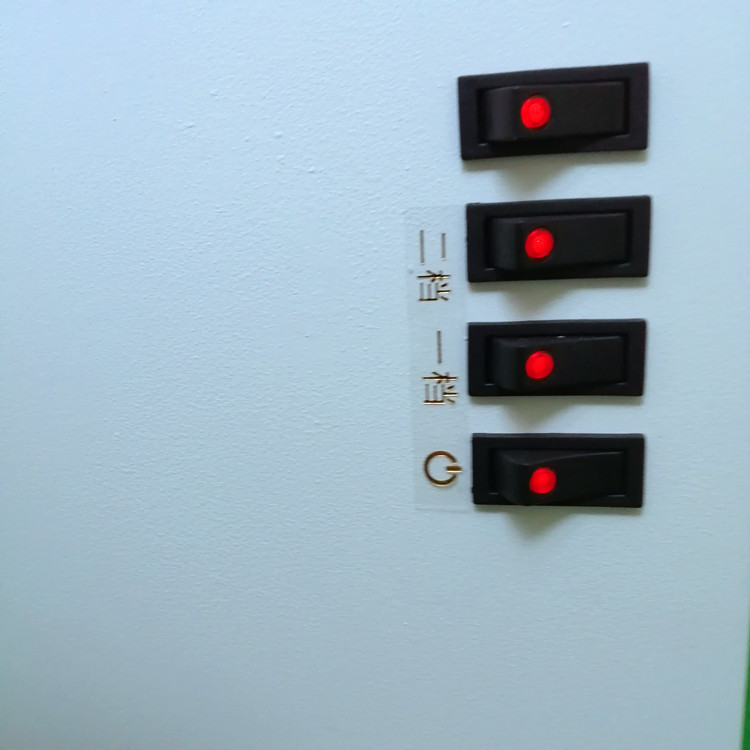 電壁爐式取暖器