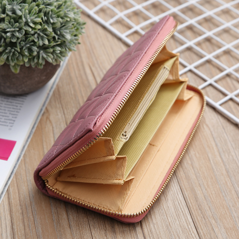 Korean Long Embroidered Rhombus Multi-card Wallet Wholesale display picture 6