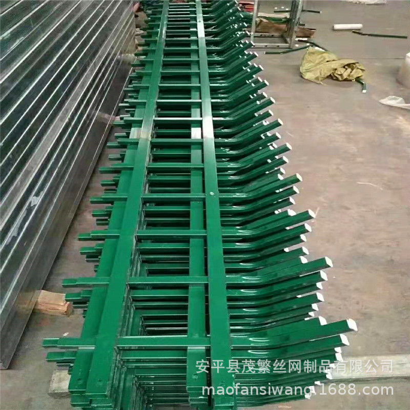 草坪护栏围栏市政园林绿化隔离栏 分割带护栏花坛花园铁栅护栏