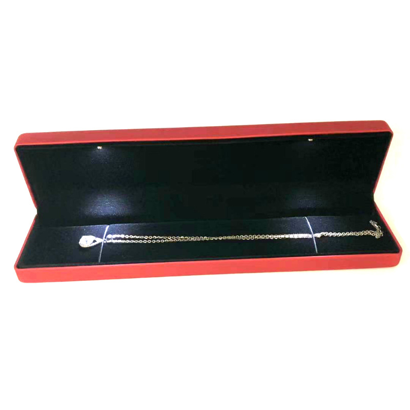 LED灯手链盒发光珠宝盒高档首饰盒项链包装盒红皮铁盒琥珀包装盒