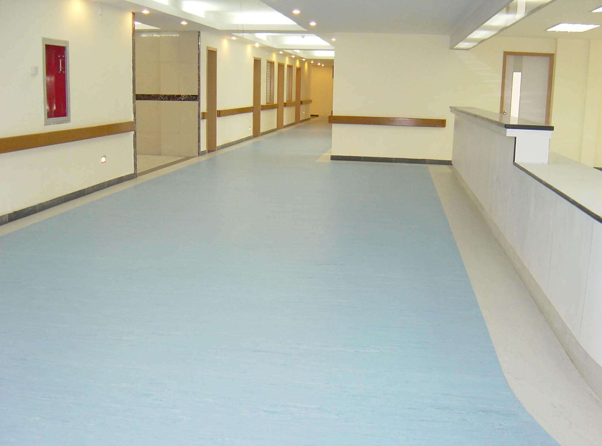 PVC地板、塑胶地板、学校用塑胶地板、办公室用塑胶地板销售施工