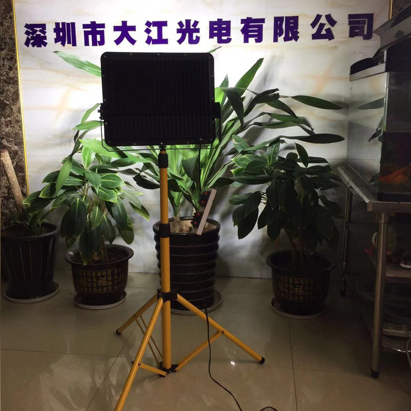 大功率led工作灯可伸缩三脚架移动照明汽车美容投光灯升降