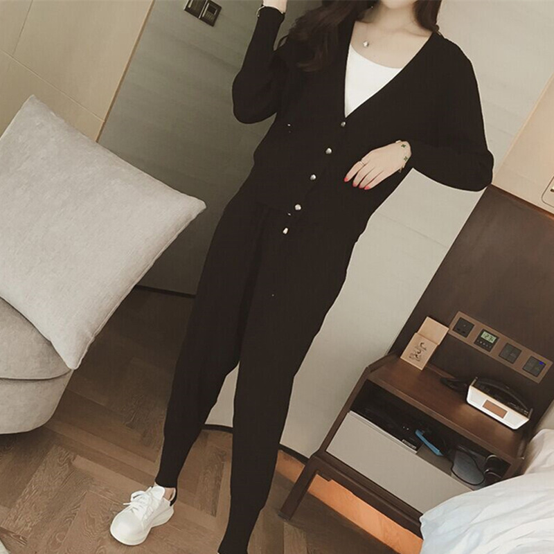 블랙.
