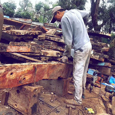 工廠直銷定制裝飾裝修老船木板材料漁船木料原材料實木板材龍骨料