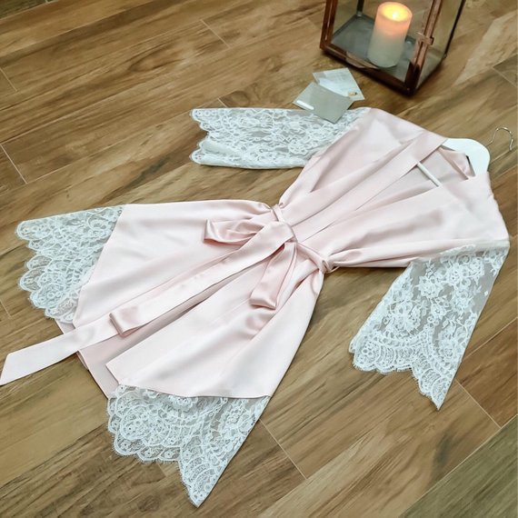 New Lace Cut Out Style Mid Sleeved Bathrobe Pajamas_voghion.com