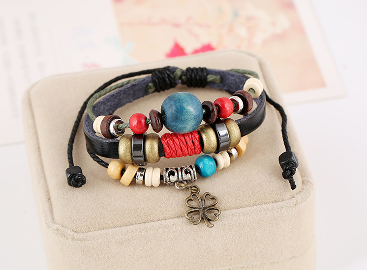 Retro Four Leaf Clover Pu Leather Alloy Beaded Layered Unisex Bracelets display picture 3