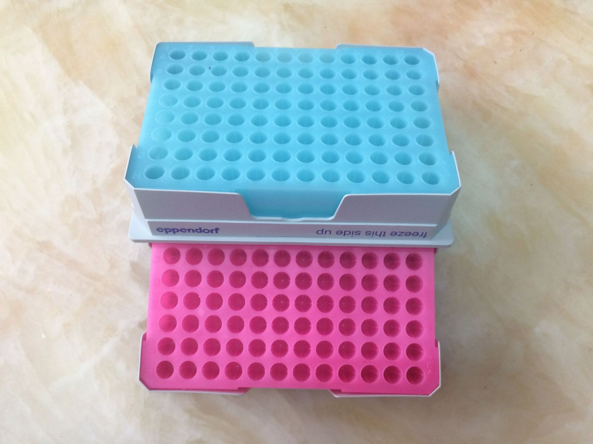 eppendorf艾本德 96孔冰盒 PCR-Cooler低温指示冰盒 PCR管架-阿里巴巴