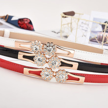 Ƥ��Ů��ȹ���b�������e�r���n��Ůʿ�������s�ٴ��B��ȹ�n��