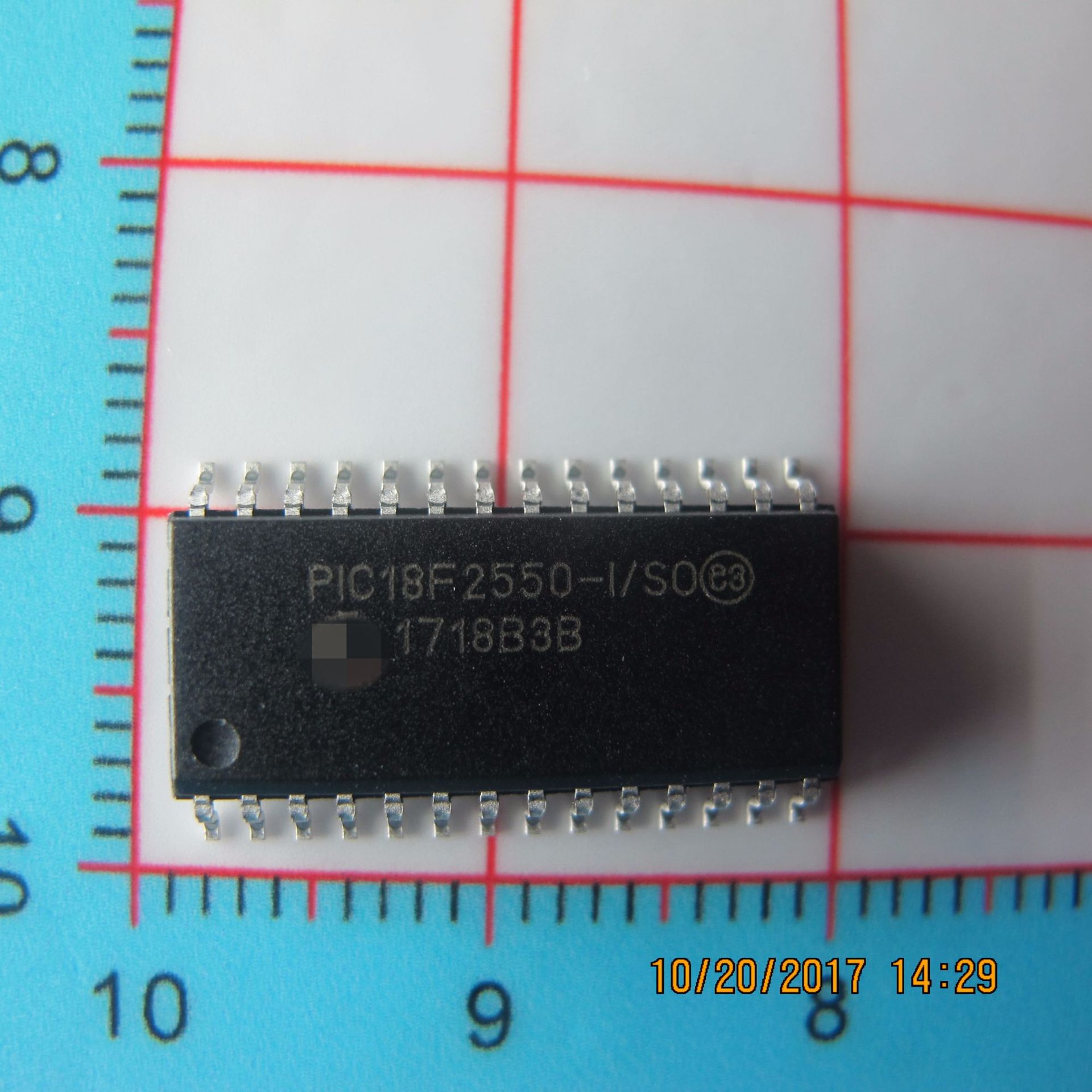单片机微控制器 PIC18F2550-I/SOMCU 8BIT 32KB FLASH 28SOIC