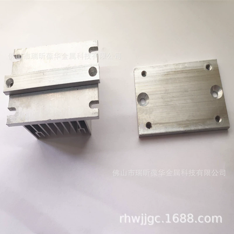 Шарик алюминиевого сплава электронных компонентов радиатора ребра охлаждения полупроводника