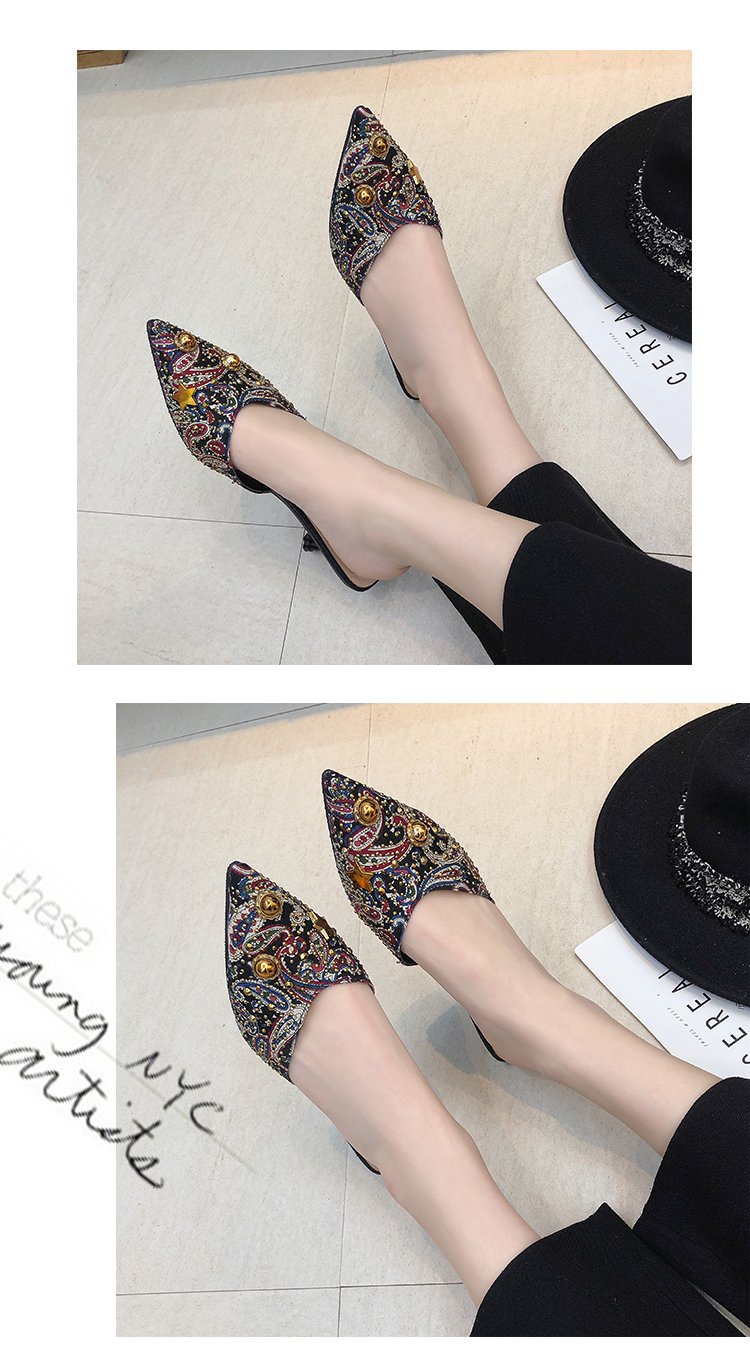 2024 Frühjahr/Sommer, sexy, schmale Absätze, mittlerer Absatz, spitzer Kopf, große Halbanhänger, Pailletten-Sandalen für Damen_voghion.com