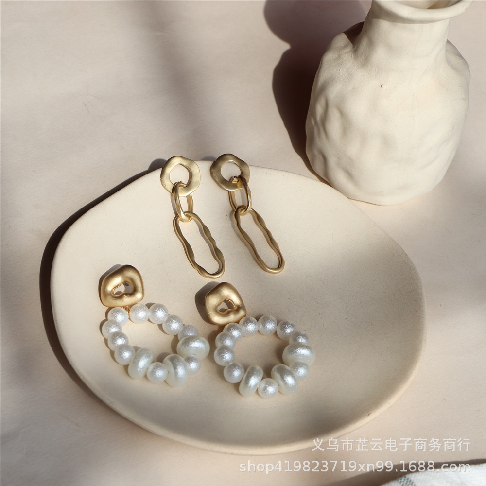 geometric matte retro fashionable beach earrings from pearl