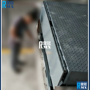 [smoothly] Warehouse Monthly Taiwan Management 3 Tons Forklift Special Loading and Unloading Platform Electric Lift Loading and Unloading Bridge