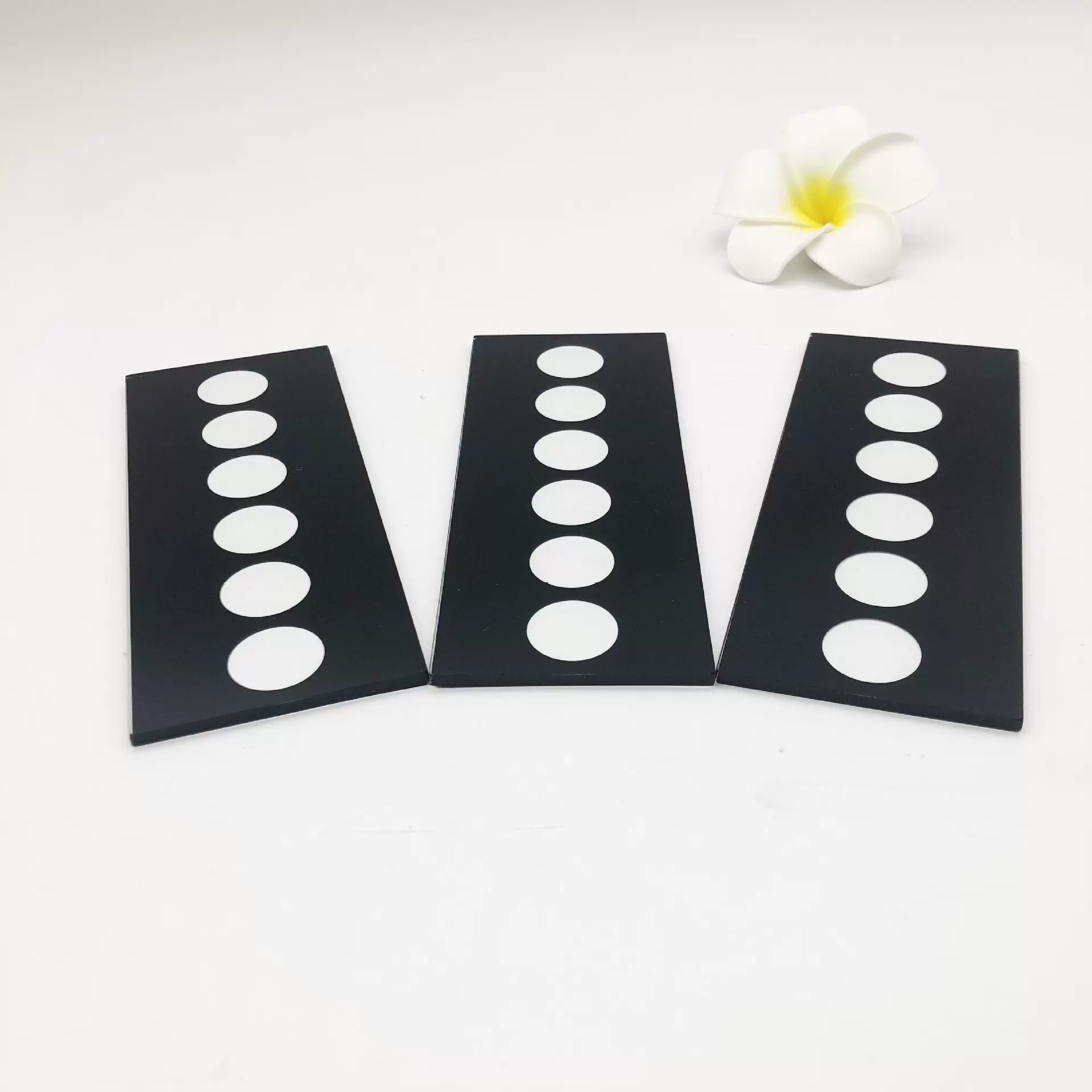 供应洗墙灯玻璃丝印钢化洗墙灯灯具钢化玻璃尺寸170mm洗墙灯玻璃