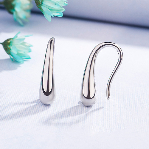 Korean style forest style small ear hook earrings for women to sleep in without taking them off, cool style personalized student simple jewelry