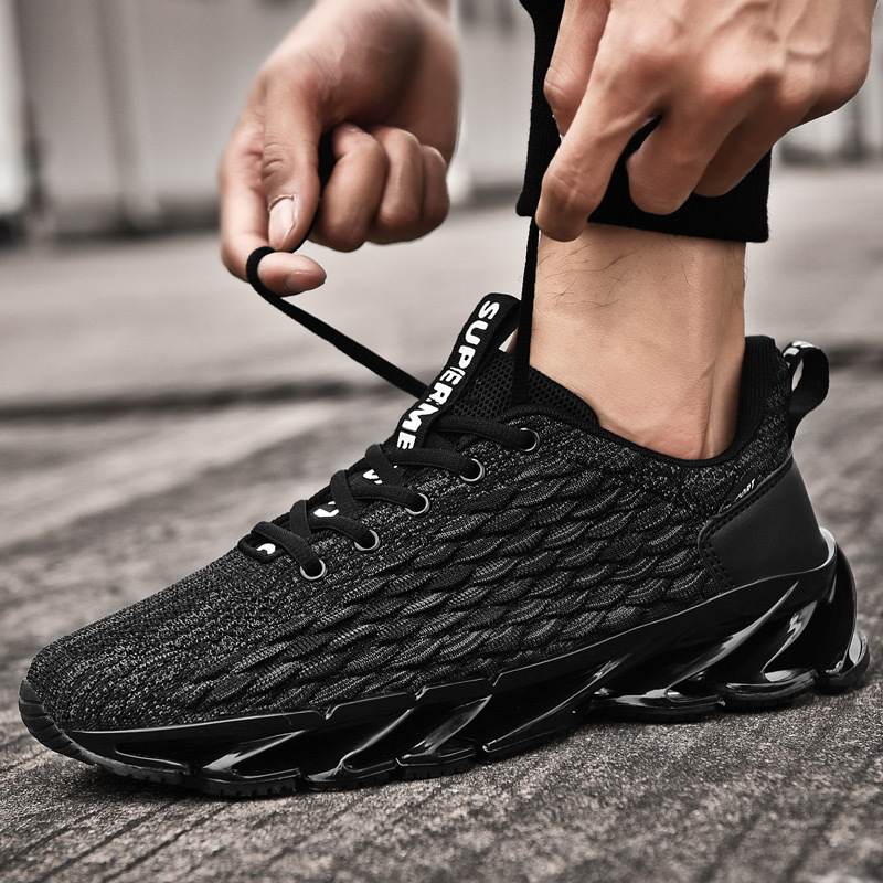 跨境批发一件代发2019秋冬新款男士运动休闲鞋透气刀锋鞋增高跑鞋