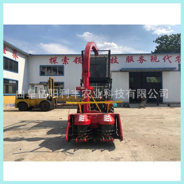 行走式秸秆靑储机 新型行走式秸秆靑储机