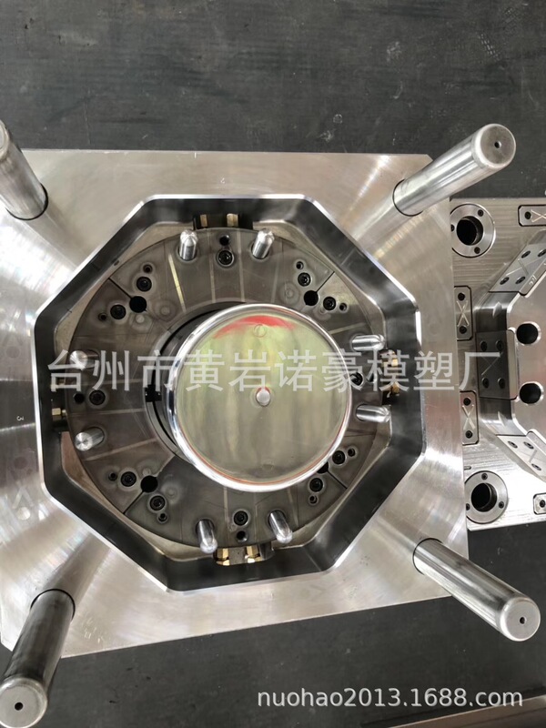 Oil Barrel, sealing bucket, mop bucket, milk tea cup plastic mold professional production, short cycle and affordable price