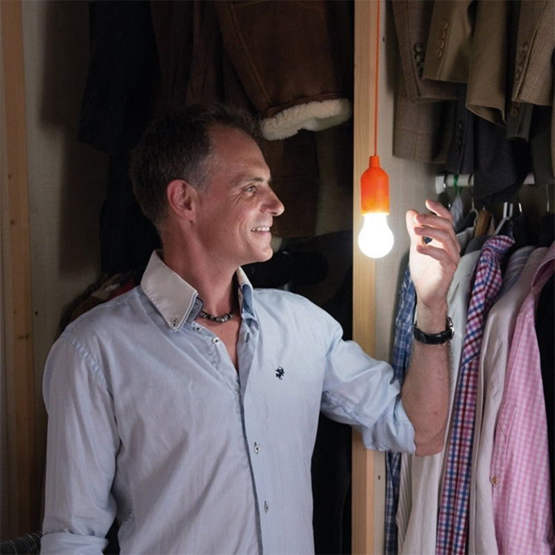 Hanging-Pull-Cord-LED-Bulb-Lig