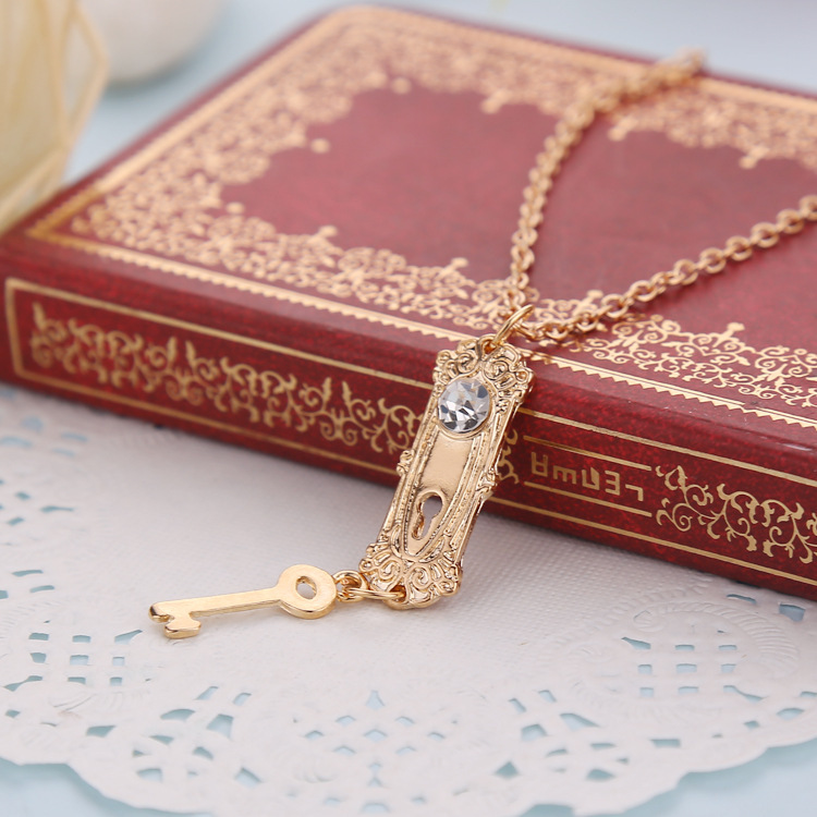 Explosion Key Pendant Necklace Film Peripheral Accessories Aliceu0027s Wonderland Gold Key Necklace 