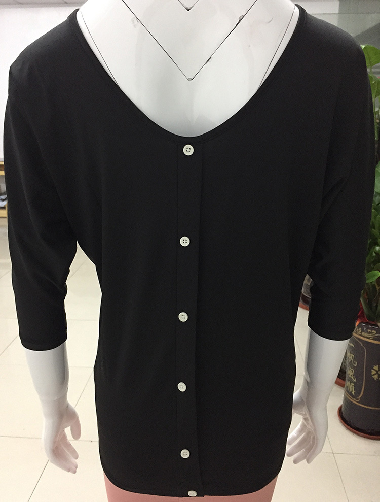 Fashion Solid Color Polyester V Neck 3/4 Length Sleeve Batwing Sleeve Button T-shirt display picture 7