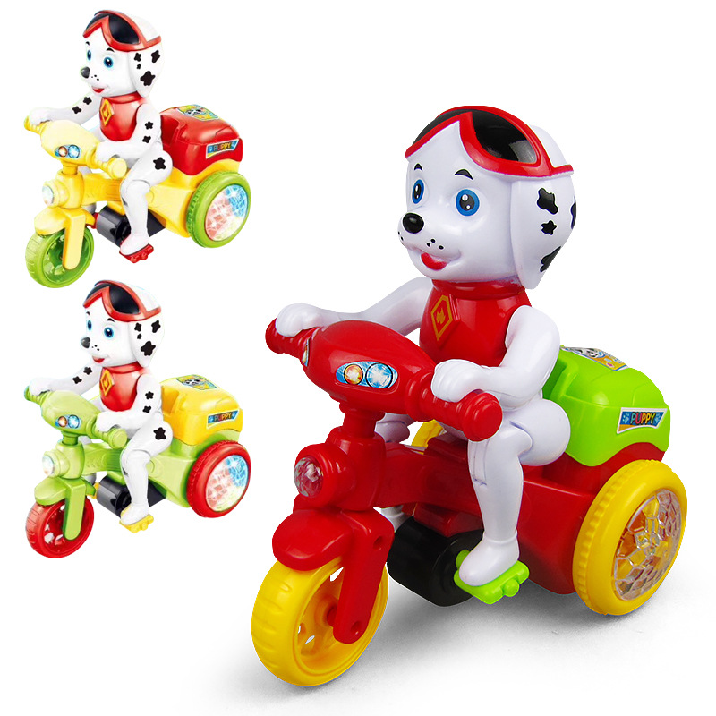 Coche eléctrico del truco del perrito de tres ruedas Coche de volcado giratorio universal de la historieta ligera de la música Coche de juguete eléctrico de los niños