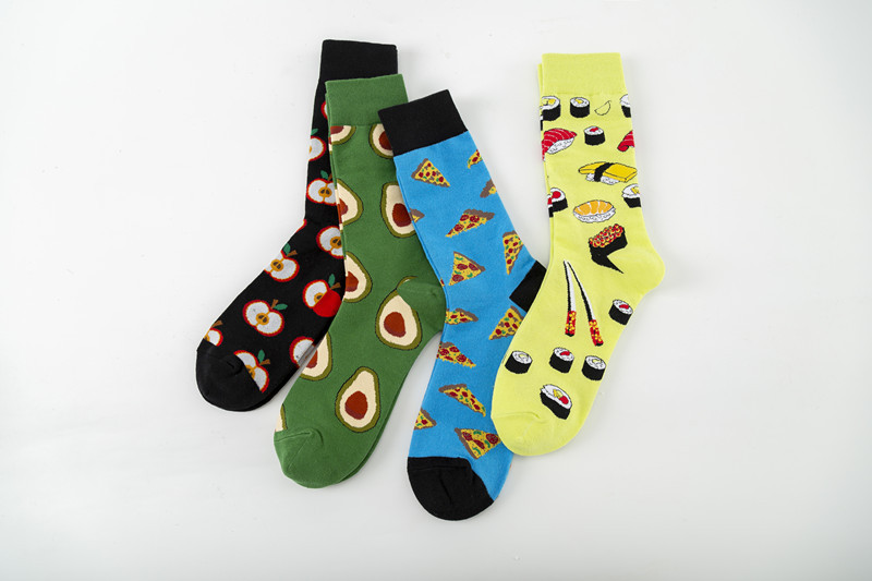 Nouvelles chaussettes colorées à la mode Chaussettes gourmandes colorées Chaussettes décontractées en coton Tendance de la rue européenne et américaine Chaussettes mi-mollet en gros_voghion.com