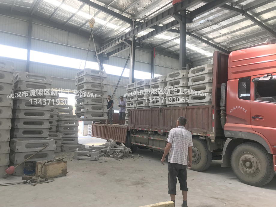 混凝土預(yù)制生態(tài)框切塊平鋪式護坡