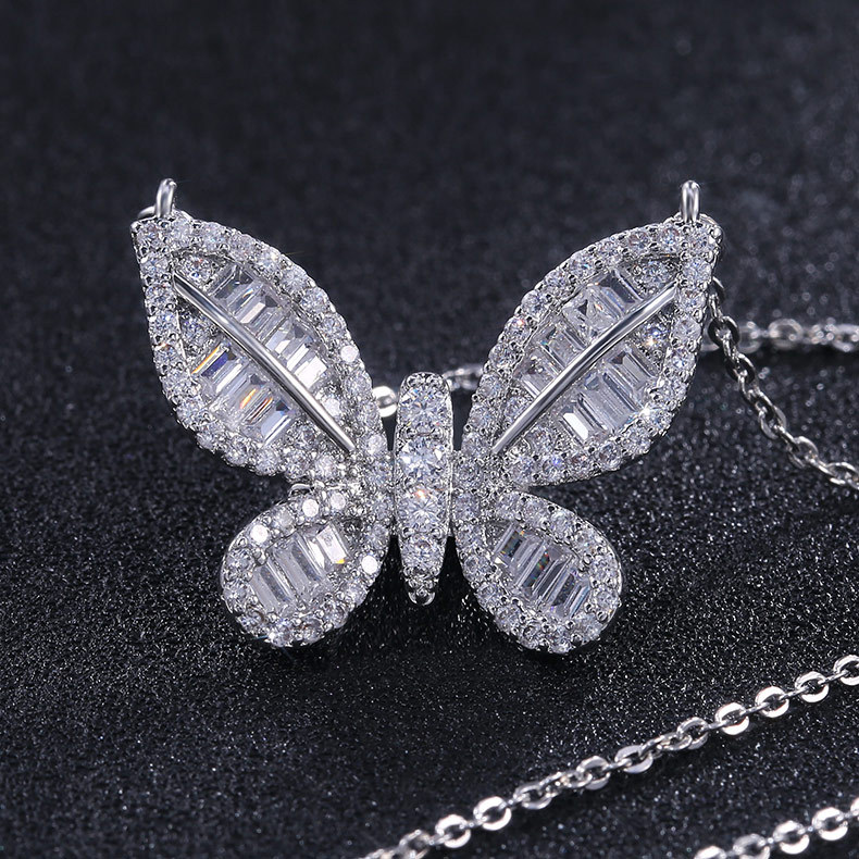 Fashion Butterfly Shaped Inlaid Zircon Copper Necklace display picture 1