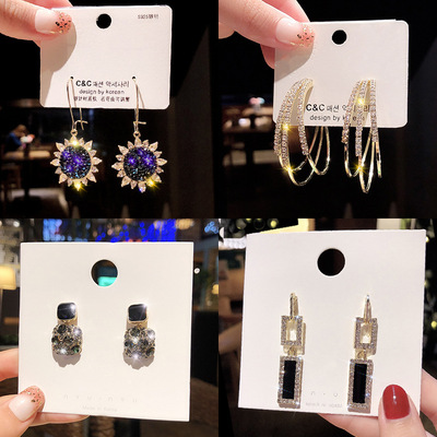 Europe and America Explosive money senior fashion Versatile have more cash than can be accounted for Earrings S925 Silver needle Retro girl Earrings tassels Ear Studs