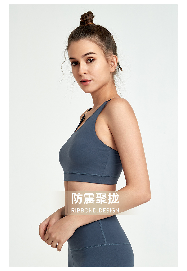 11.瑜伽服模特展示.jpg