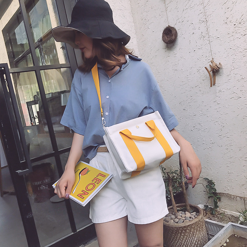 织带小方包模特