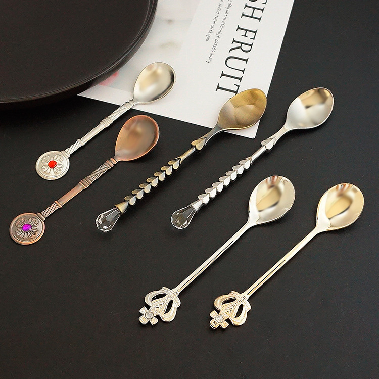 304 Stainless Steel Tea Spoon Scandinavian Golden Retro Crown with Diamond Dessert Spoon Coffee Spoon Cake Spoon 304 Stainless Steel Tea Spoon Scandinavian Golden Retro Crown with Diamond Dessert Spoon Coffee Spoon Cake Spoon