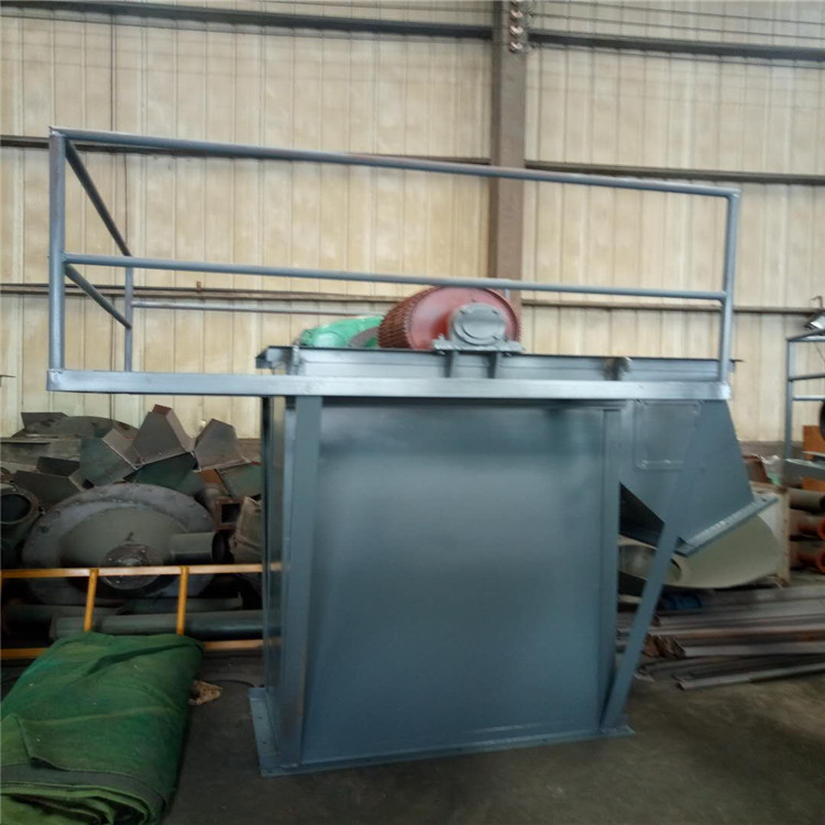 供应食品用提升机 粉末块状垂直提升输送机 料斗式提升机