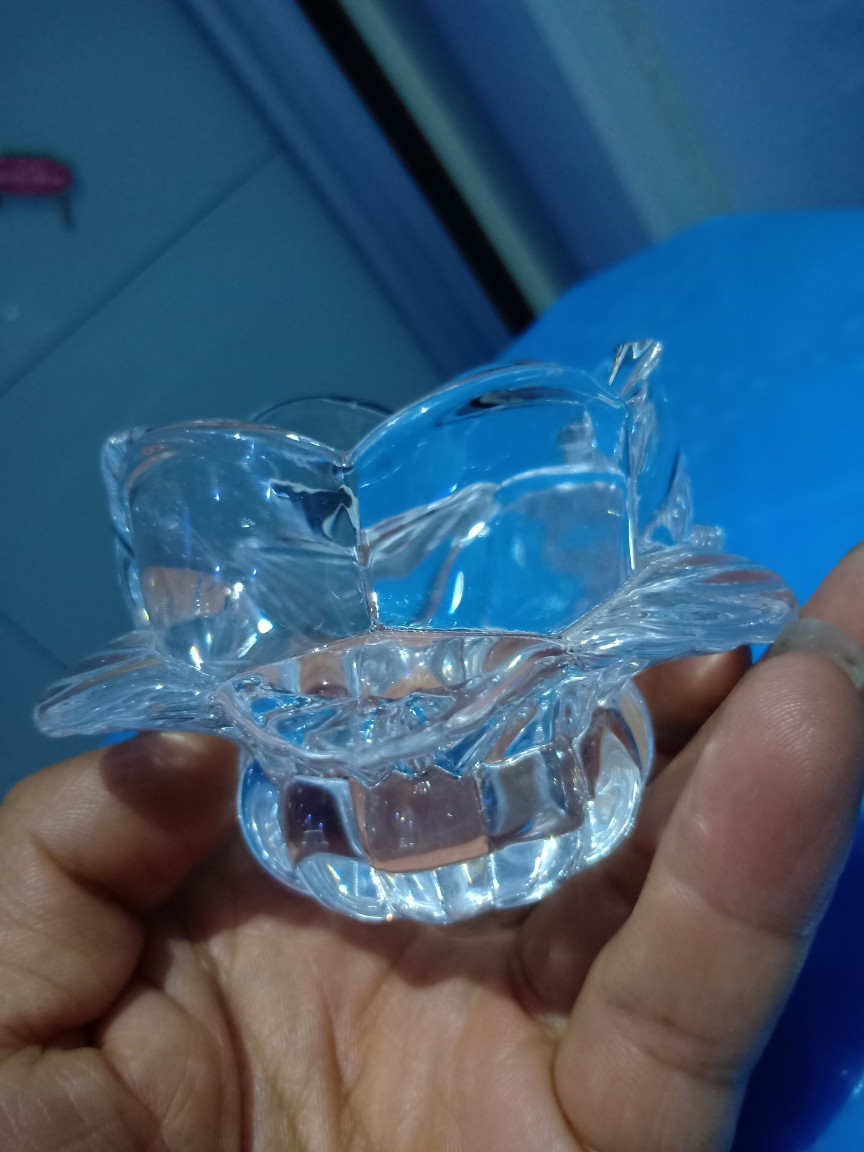 Glass candle