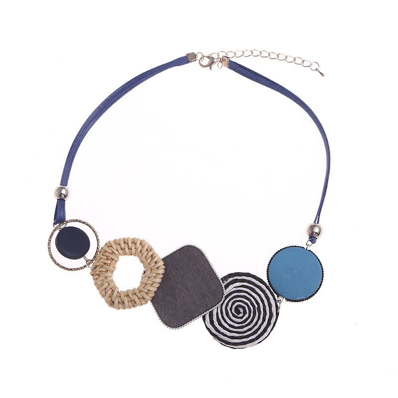 Round Pattern Women's Gender Casual Round Plastic Resin Statement Necklaces Wholesale
