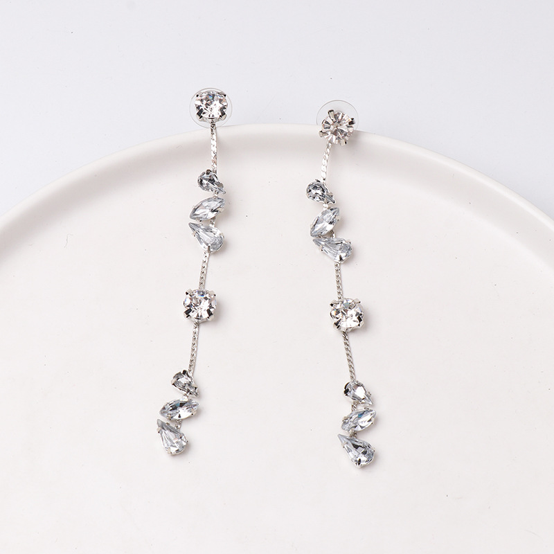 Rhinestone Studs Simple Trend Claw Diamond Inlaid Creative Earrings display picture 4