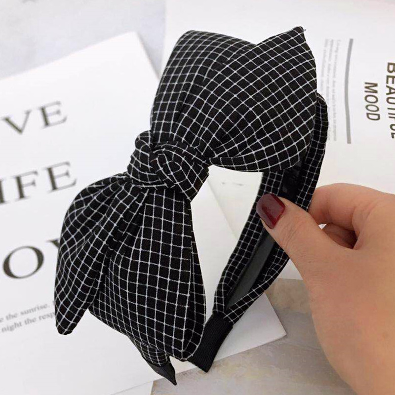 Classic Headband With Tooth Anti-skid Oversized Bow Stripe Lattice Hairpin Headband display picture 7