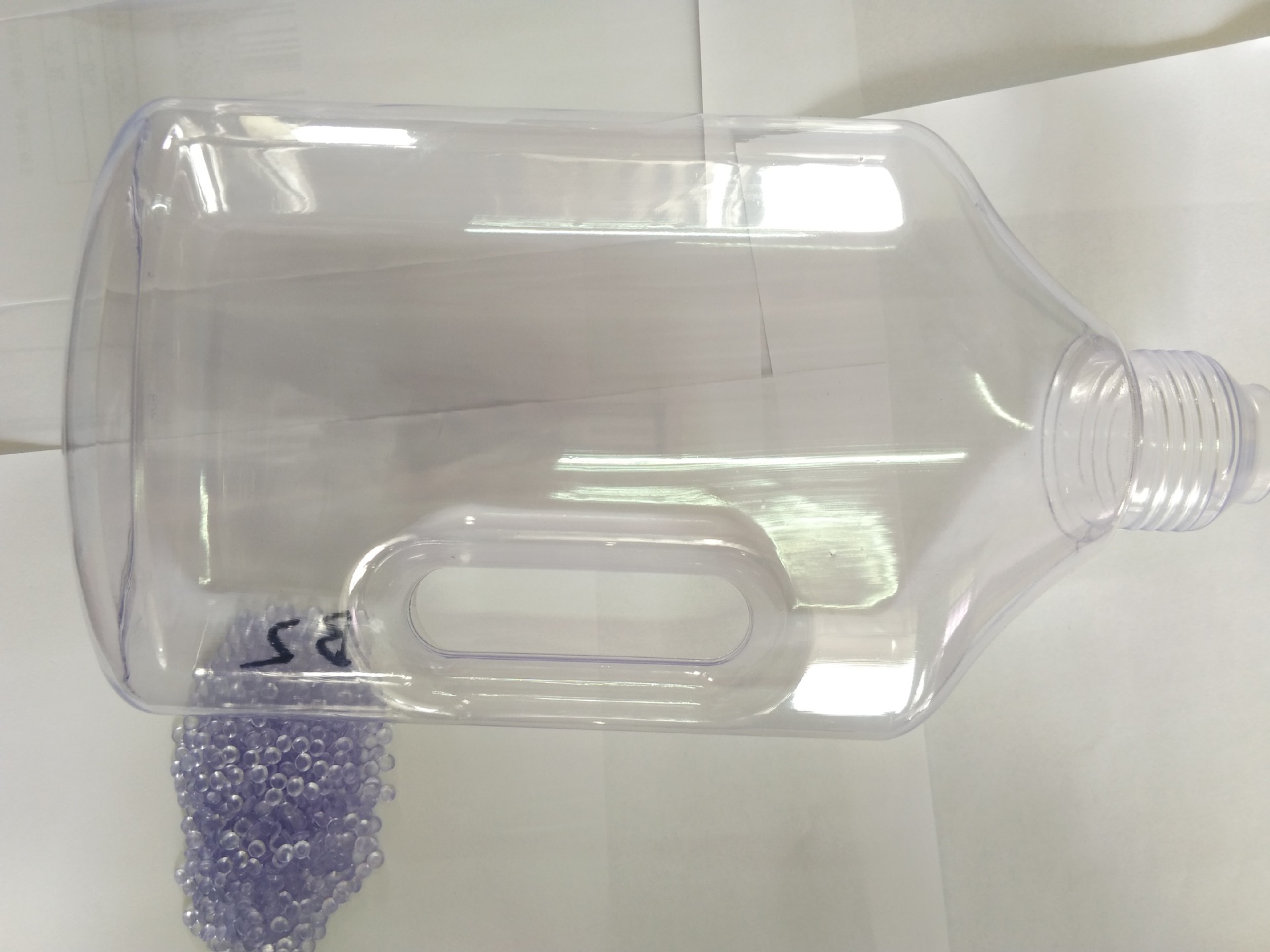 消毒水瓶吹塑吹瓶PVC塑胶料 吹塑PVC胶料    吹塑PVC 透明硬质PVC